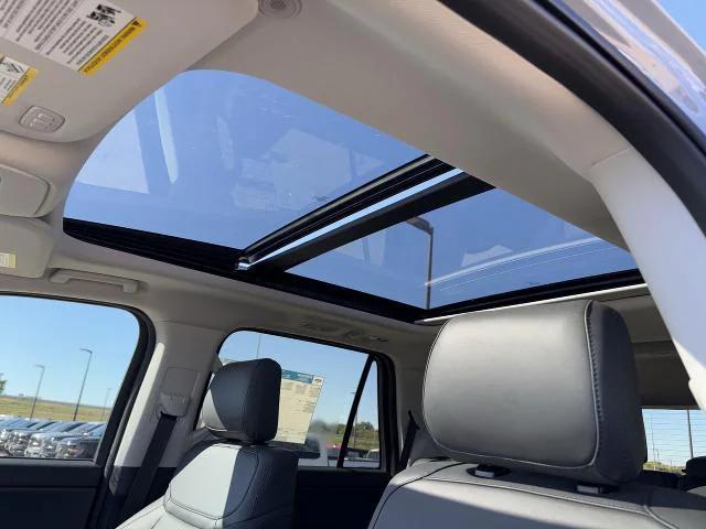 new 2025 Ford Expedition car, priced at $63,114