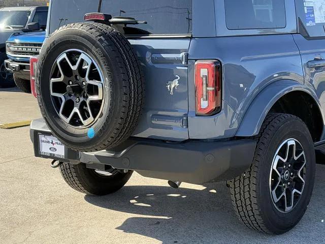 new 2025 Ford Bronco car, priced at $53,544