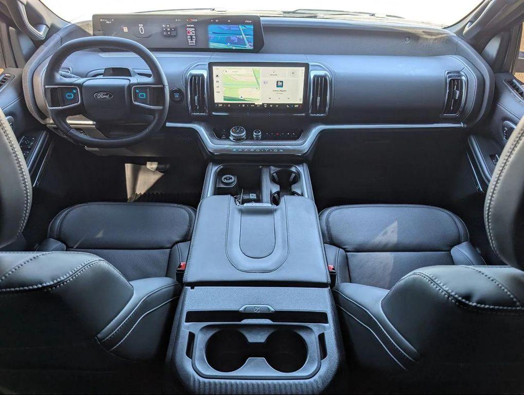new 2026 Ford Expedition car, priced at $75,961