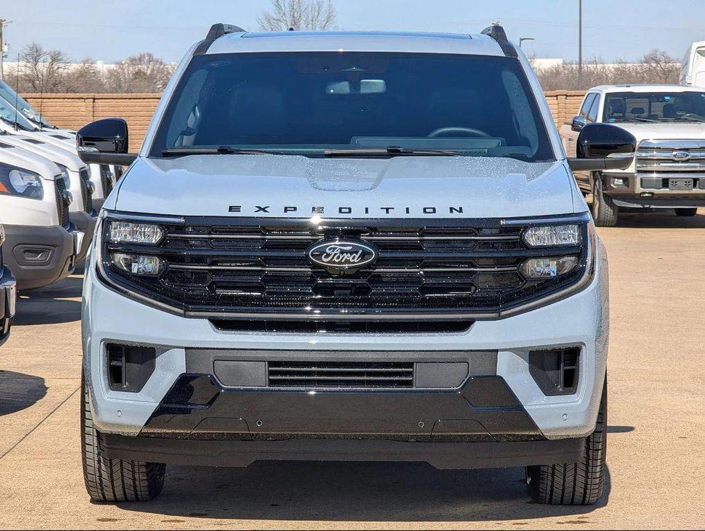 new 2026 Ford Expedition car, priced at $75,961