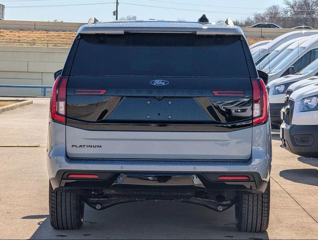 new 2026 Ford Expedition car, priced at $75,961