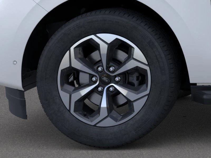 new 2026 Ford Expedition car, priced at $66,425