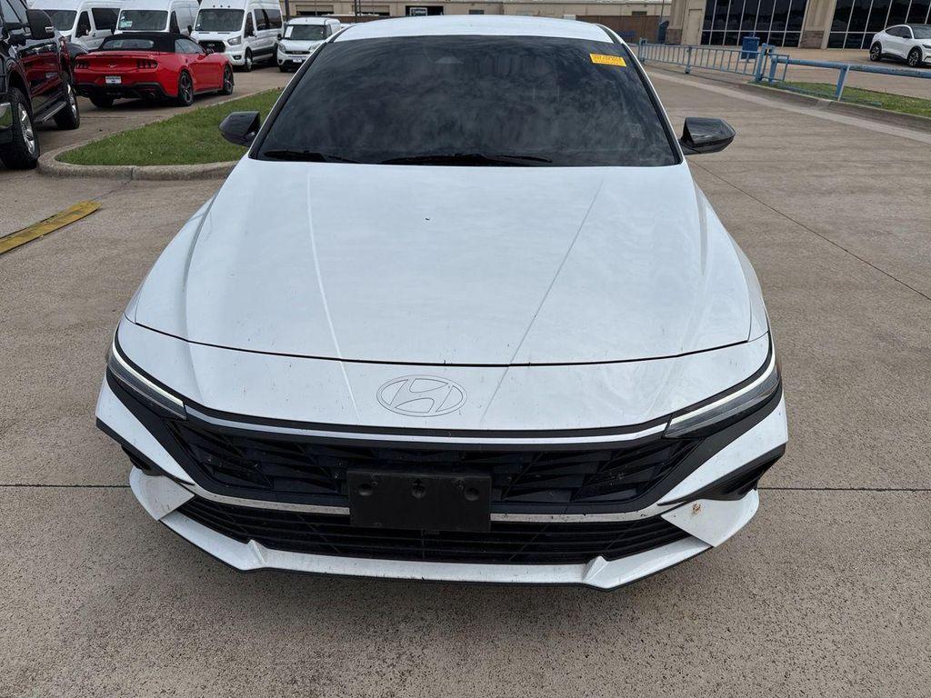 used 2025 Hyundai Elantra car