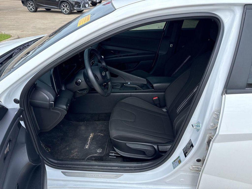 used 2025 Hyundai Elantra car