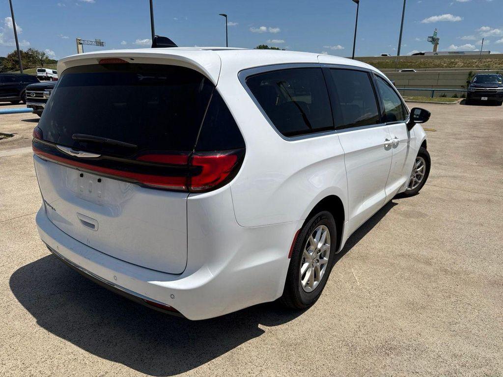 used 2024 Chrysler Pacifica car, priced at $23,561