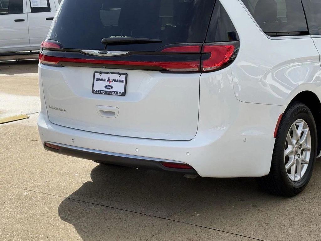 used 2022 Chrysler Pacifica car, priced at $17,799