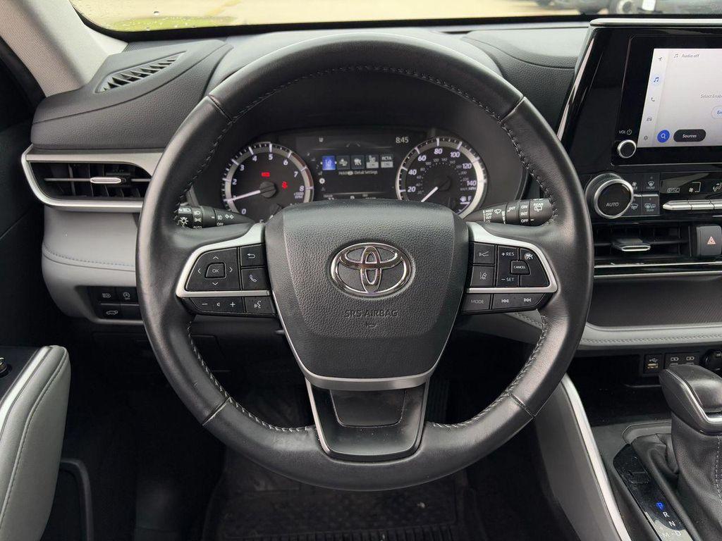 used 2024 Toyota Highlander car, priced at $27,178