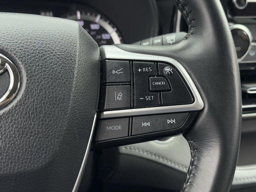 used 2024 Toyota Highlander car, priced at $27,178