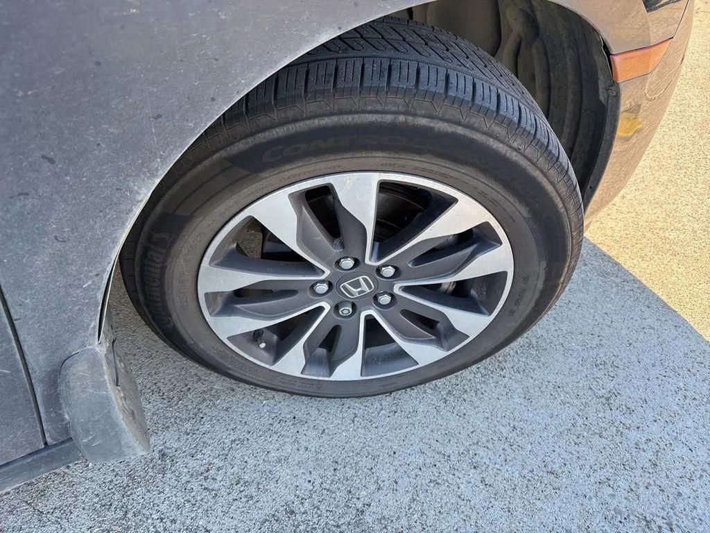 used 2024 Honda Odyssey car, priced at $30,591