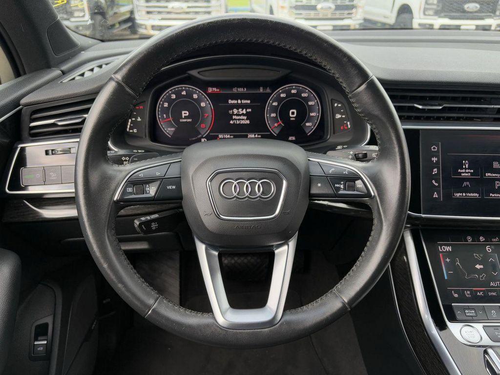 used 2020 Audi Q7 car, priced at $21,618