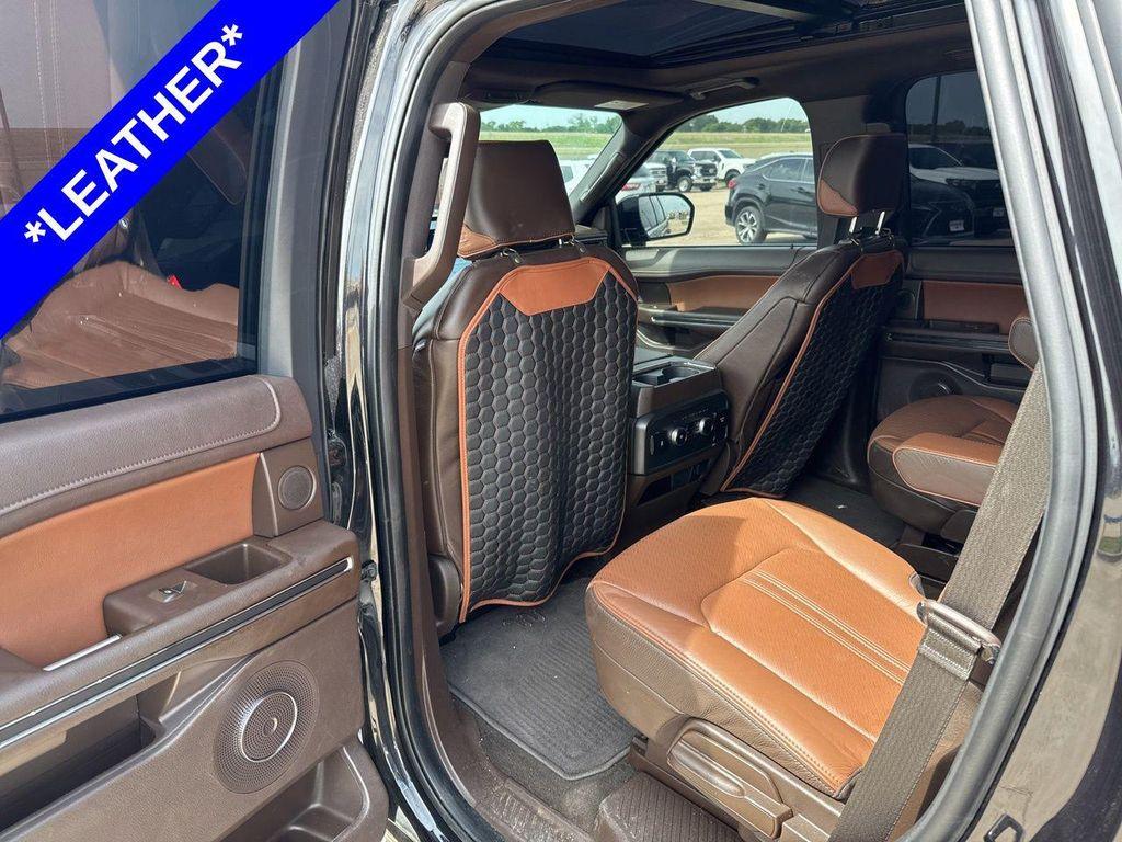 used 2024 Ford Expedition car, priced at $65,579
