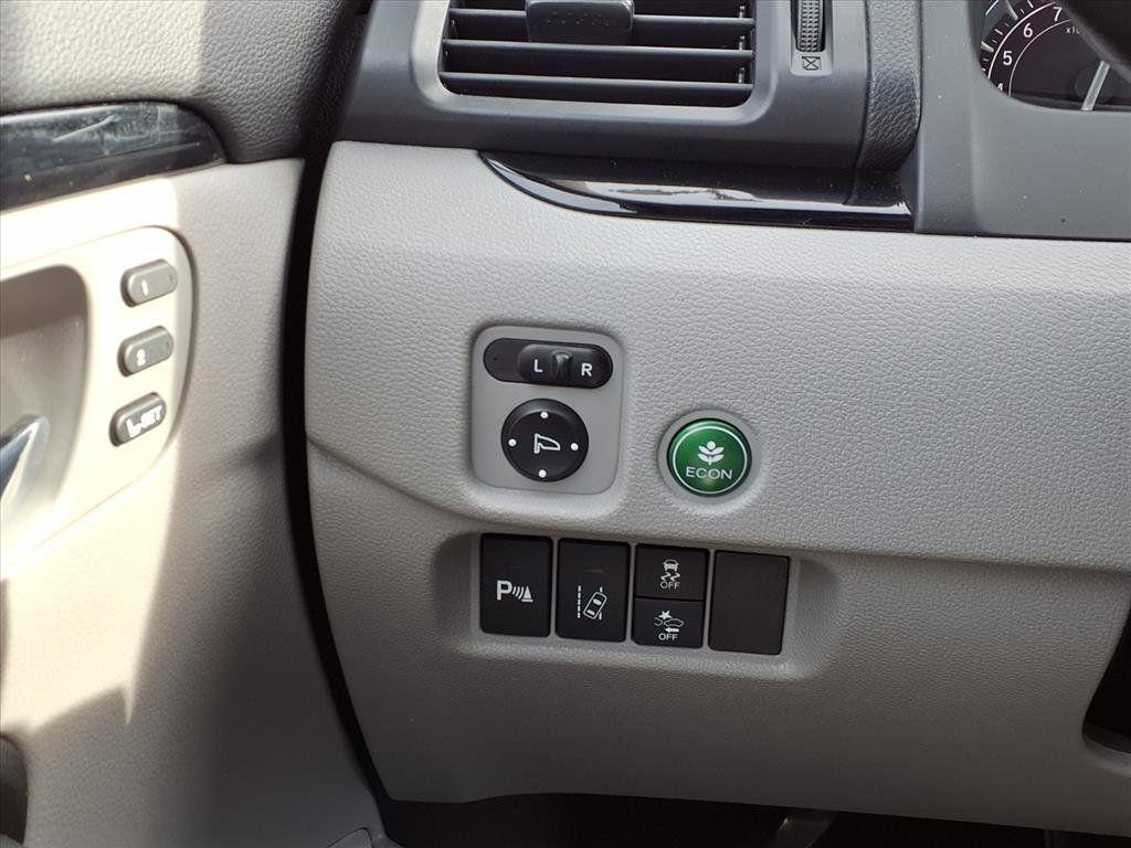 used 2016 Honda Pilot car, priced at $14,993