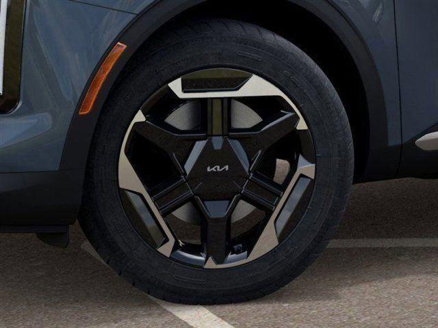 new 2026 Kia Sportage car, priced at $33,215