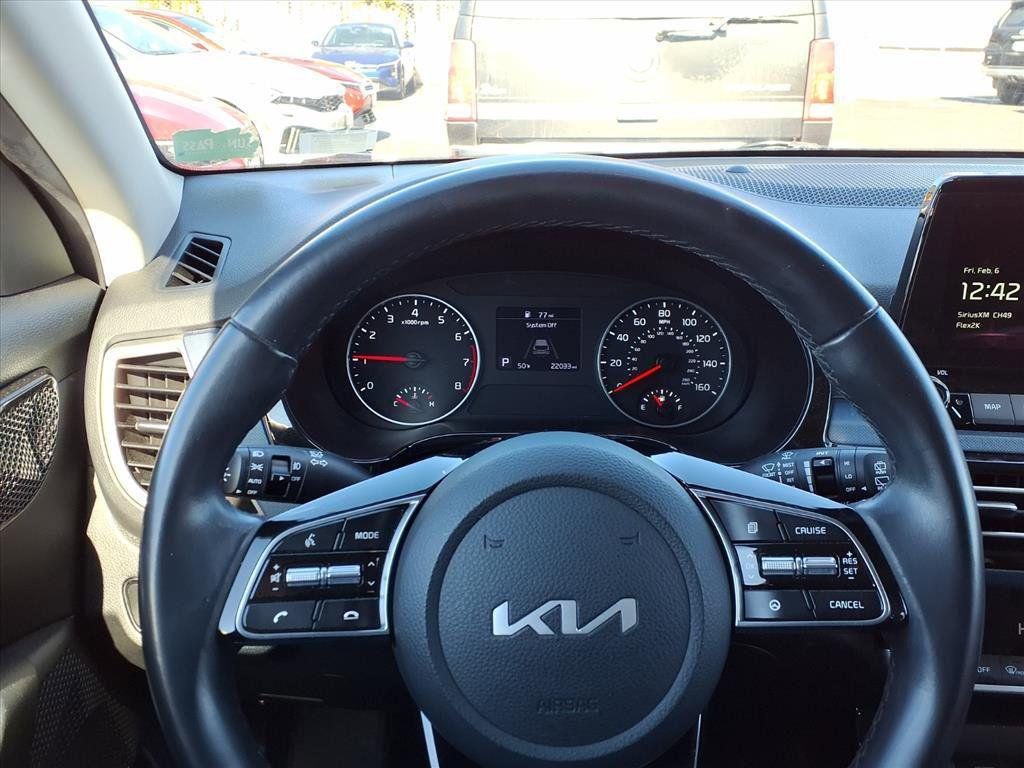 used 2023 Kia Seltos car, priced at $21,992