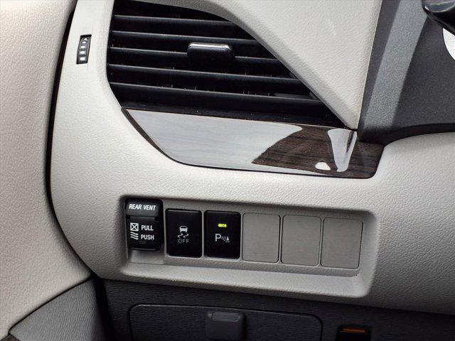 used 2019 Toyota Sienna car, priced at $27,352