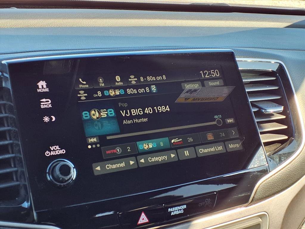 used 2022 Honda Pilot car, priced at $27,991