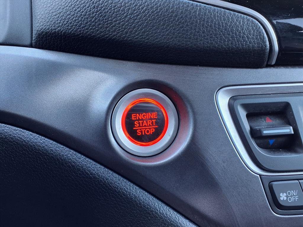 used 2022 Honda Pilot car, priced at $27,991