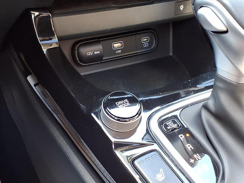 used 2024 Kia Seltos car, priced at $24,422