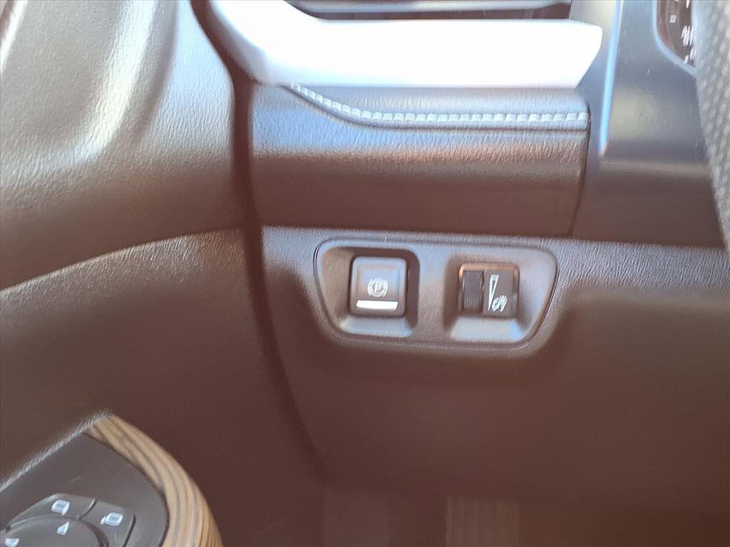 used 2023 GMC Acadia car, priced at $24,994