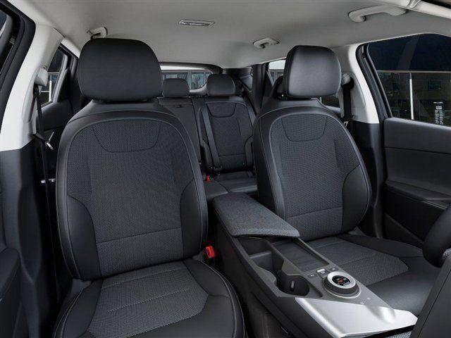 new 2025 Kia EV6 car, priced at $41,185