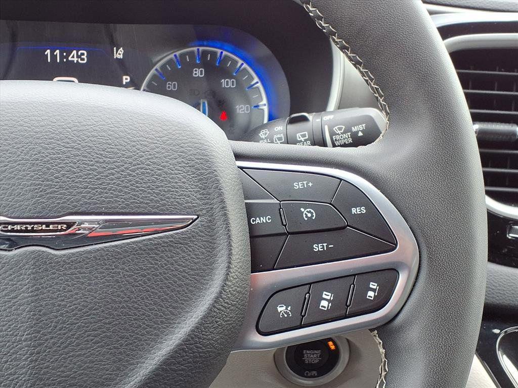 used 2023 Chrysler Pacifica car, priced at $23,065