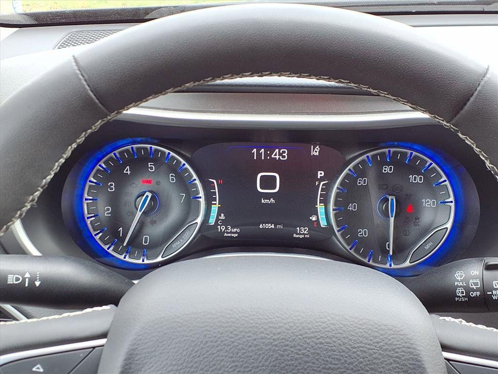 used 2023 Chrysler Pacifica car, priced at $23,065