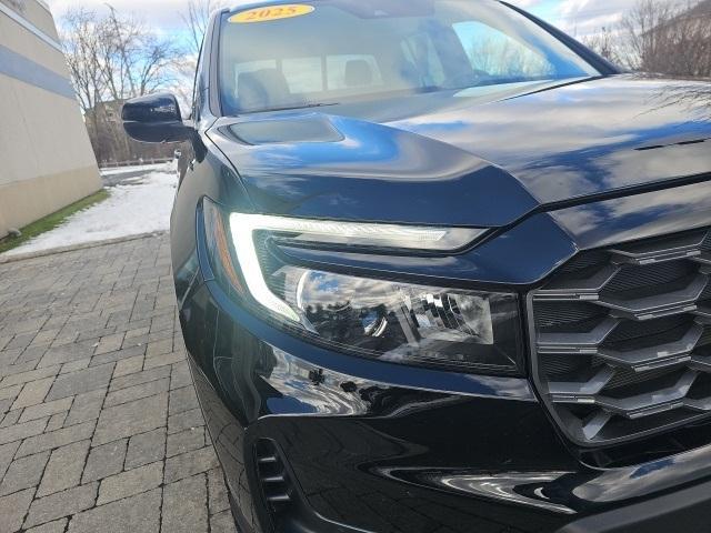 used 2025 Honda Ridgeline car, priced at $37,499