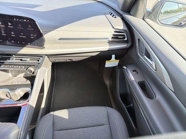 new 2026 Chevrolet Traverse car, priced at $40,295