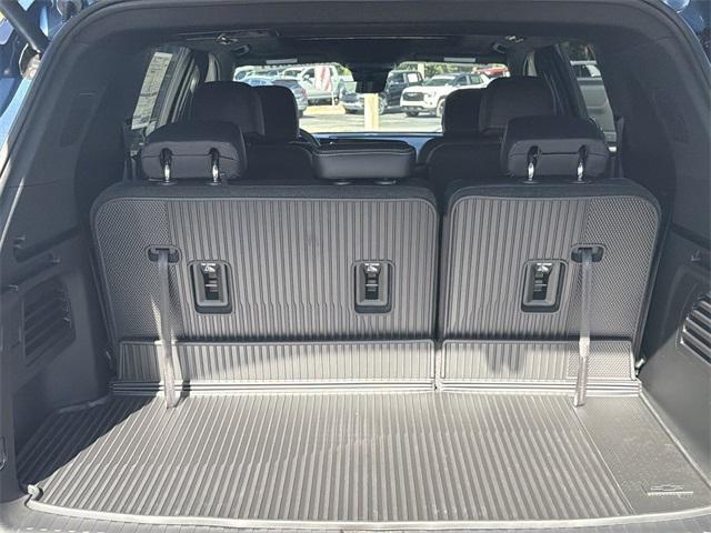 new 2026 Chevrolet Traverse car, priced at $42,510