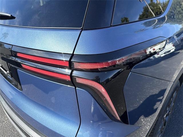 new 2026 Chevrolet Traverse car, priced at $42,510