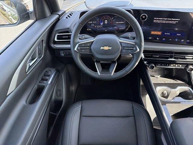 new 2026 Chevrolet Traverse car, priced at $43,565