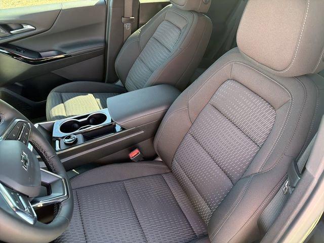 new 2026 Chevrolet Equinox car, priced at $29,109