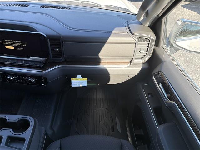 new 2026 GMC Sierra 1500 car, priced at $47,935