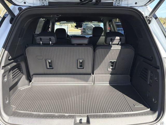 new 2026 Chevrolet Traverse car, priced at $54,914