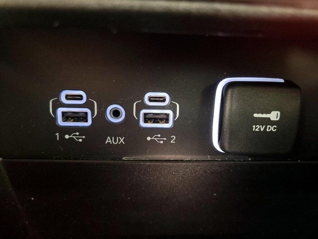 used 2023 Jeep Grand Cherokee car, priced at $33,998