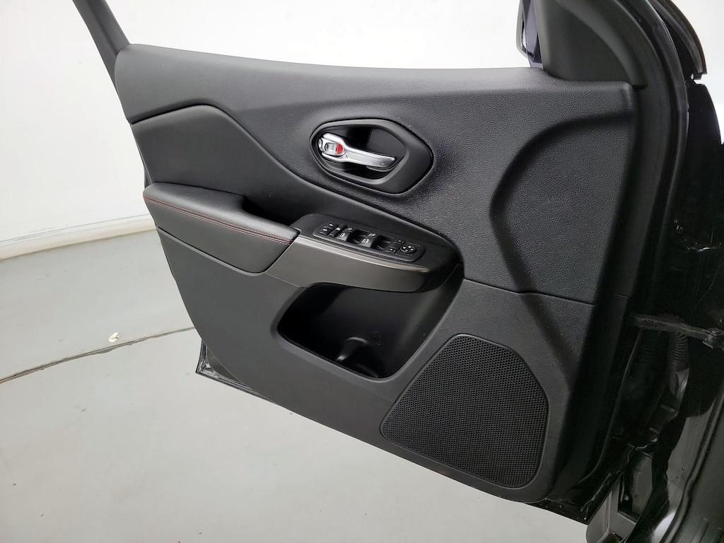 used 2020 Jeep Cherokee car, priced at $22,998