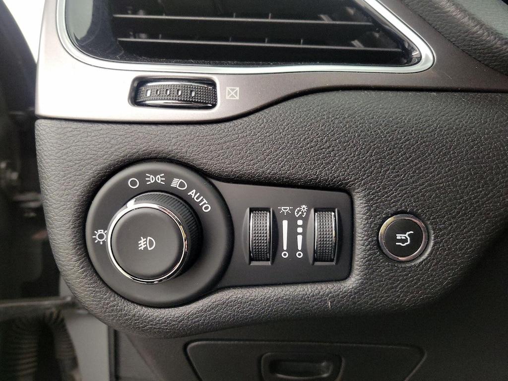 used 2020 Jeep Cherokee car, priced at $19,998
