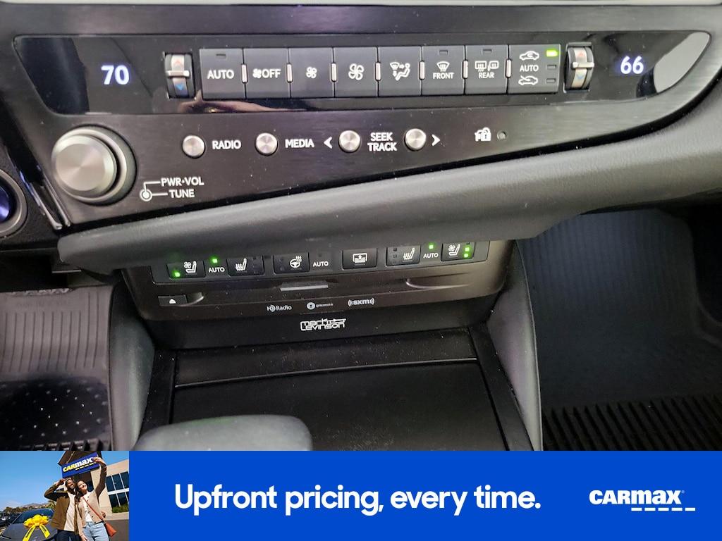 used 2022 Lexus ES 300h car, priced at $41,998