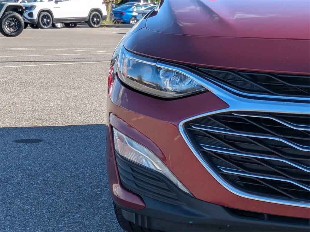 used 2020 Chevrolet Malibu car, priced at $10,000