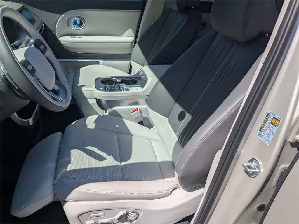 new 2026 Hyundai IONIQ 9 car, priced at $79,507