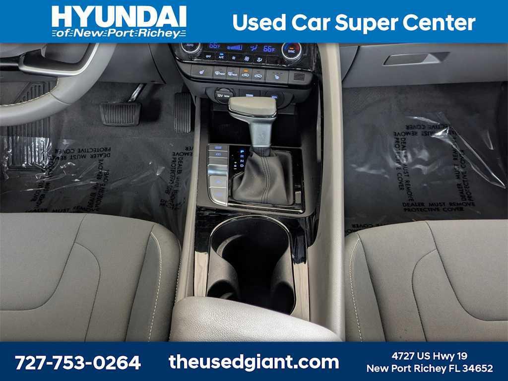 used 2025 Hyundai Elantra car, priced at $19,884