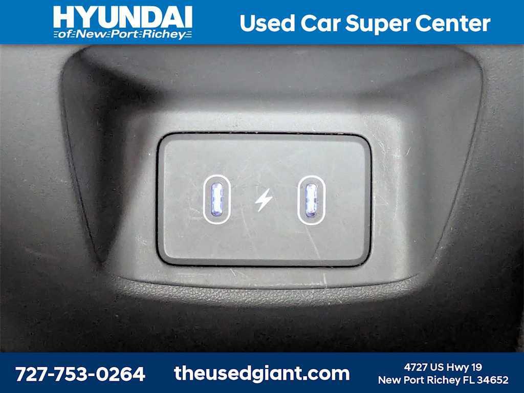 used 2025 Hyundai Elantra car, priced at $19,884