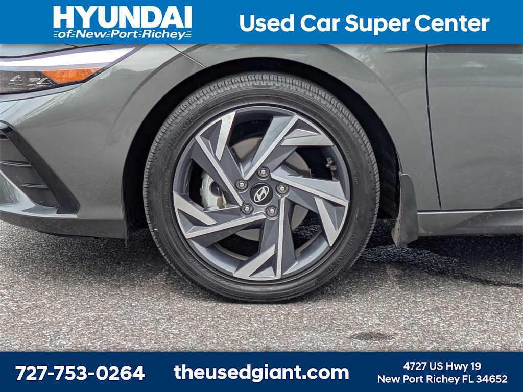 used 2025 Hyundai Elantra car, priced at $19,884