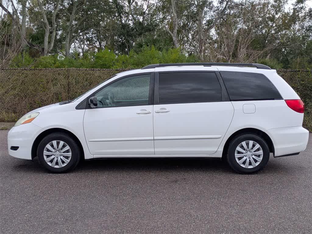 used 2007 Toyota Sienna car, priced at $3,999