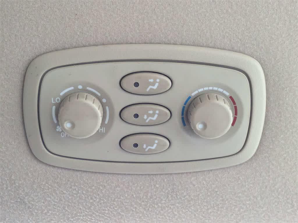 used 2007 Toyota Sienna car, priced at $3,999