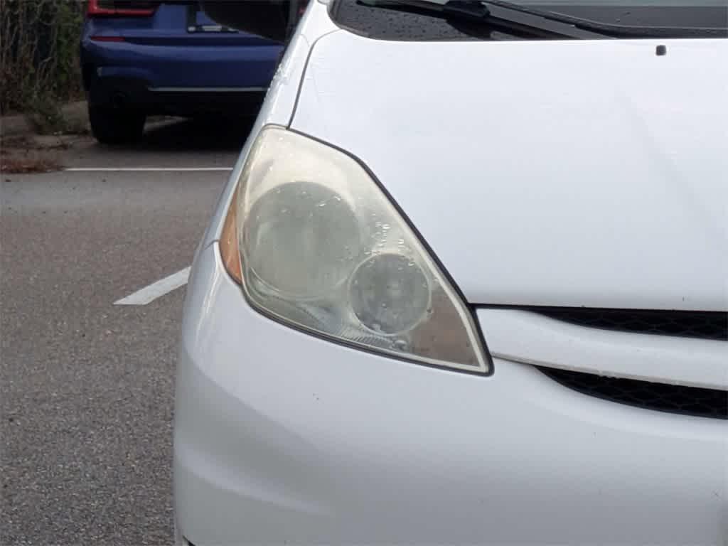 used 2007 Toyota Sienna car, priced at $3,999