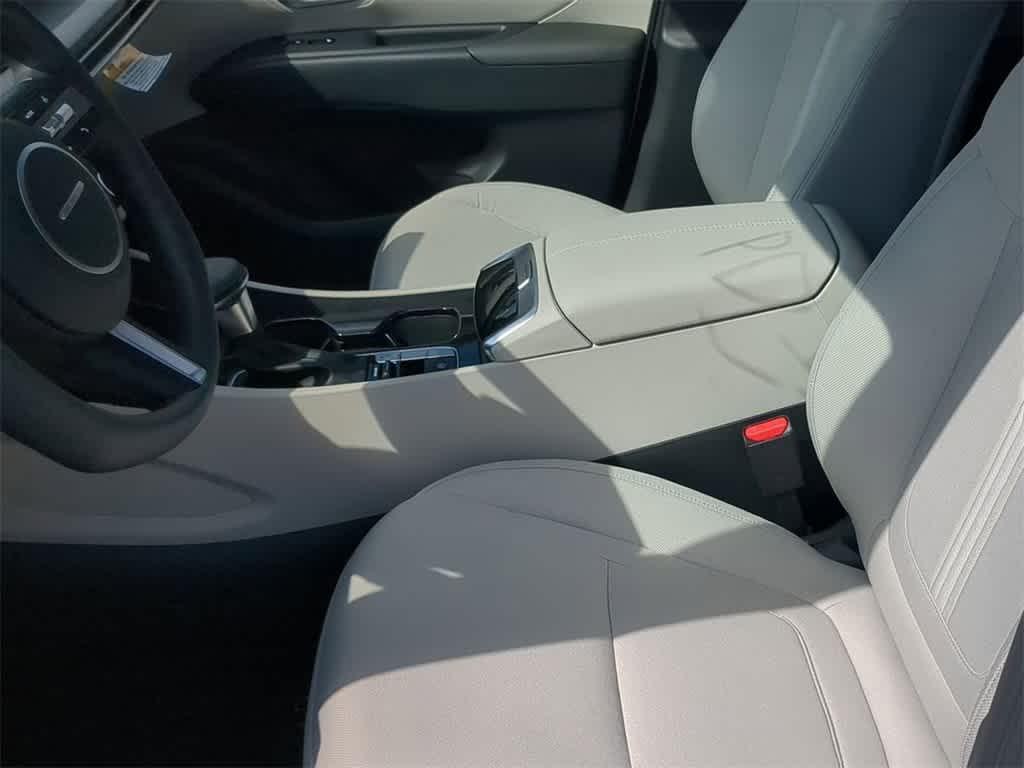 new 2026 Hyundai Tucson car, priced at $31,995