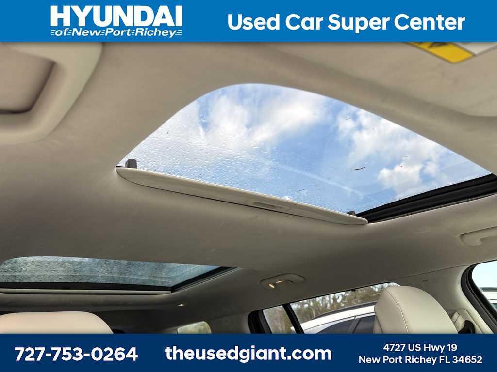 used 2024 Hyundai Santa Fe car