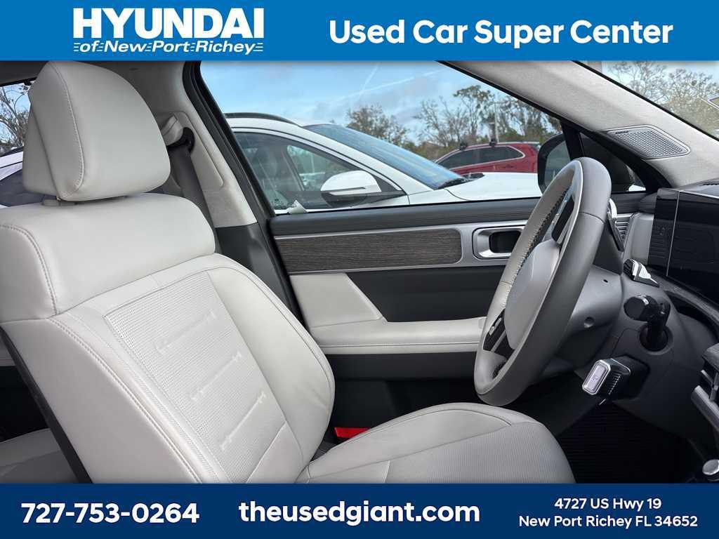 used 2024 Hyundai Santa Fe car