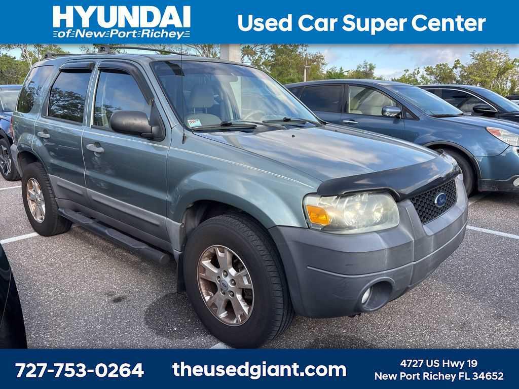 used 2007 Ford Escape car, priced at $7,999